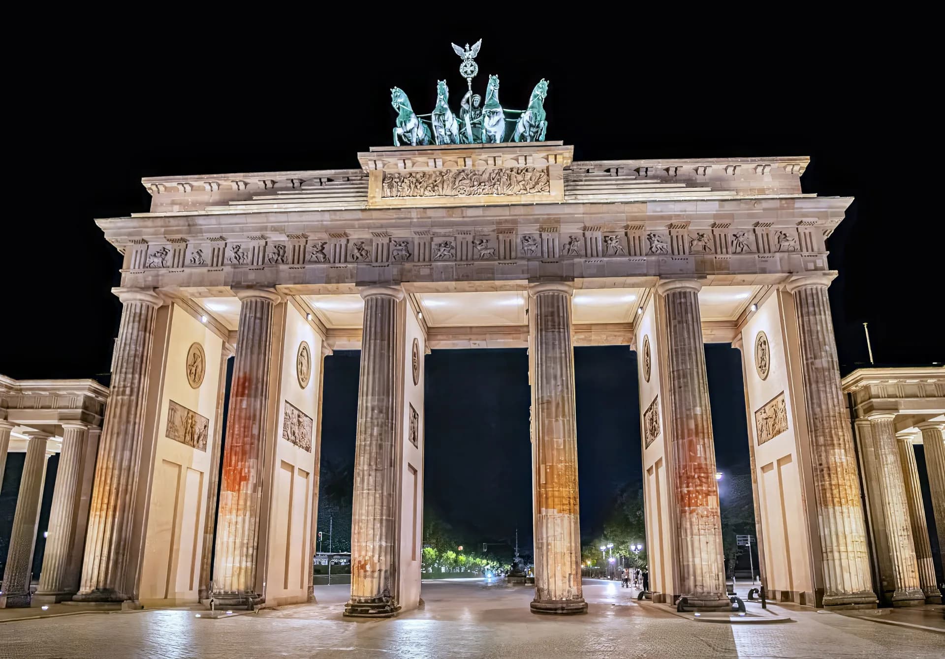 Brandenburg Gate at night, Berlin